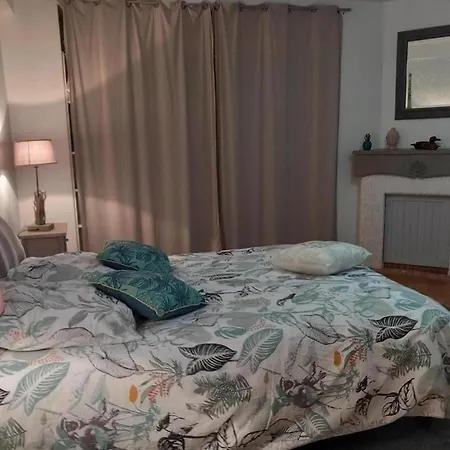 Maison Confortable, Charmante, Jardin Clos, Proximite Sites Historiques - Fr-1-616-177 *